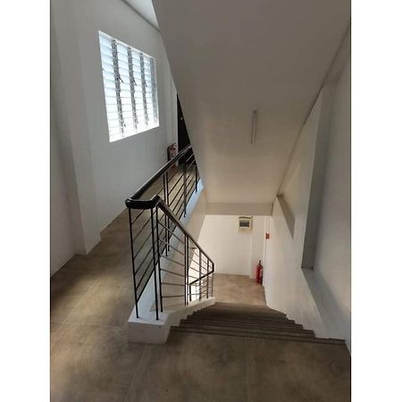 Oyo 799 Ddd Habitat Iloilo Hotell Eksteriør bilde