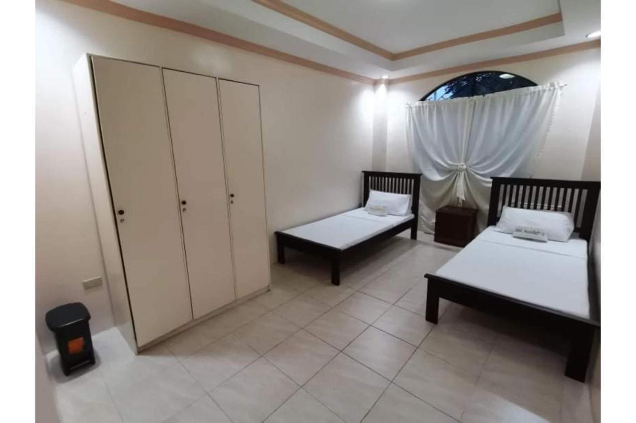Oyo 799 Ddd Habitat Iloilo Hotell Eksteriør bilde