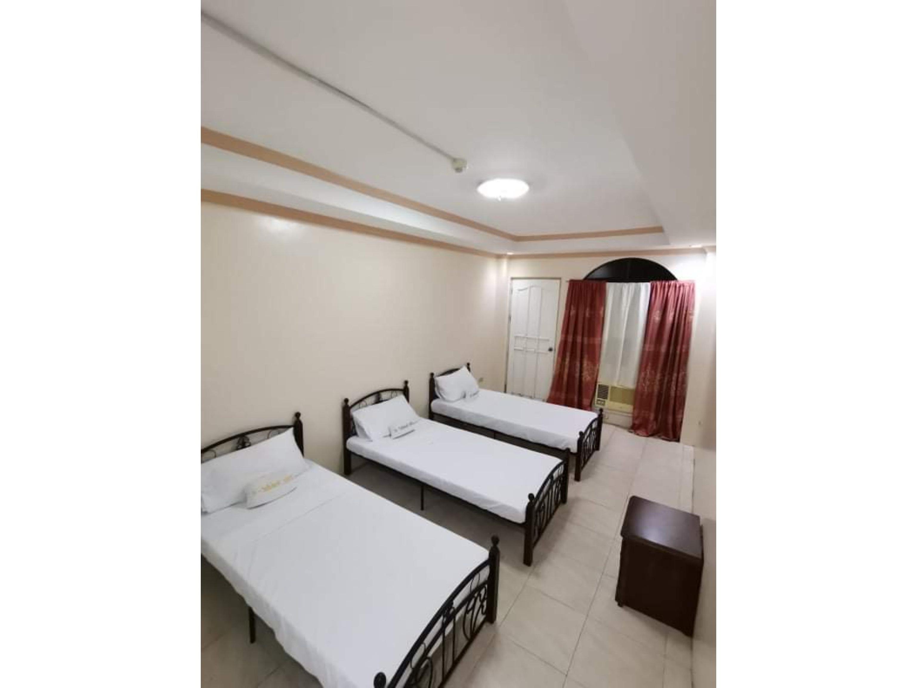Oyo 799 Ddd Habitat Iloilo Hotell Eksteriør bilde